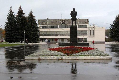 АВТОБУСНЫЙ ТУР В Г.ЧКАЛОВСК ЧКАЛОВСК-ГОРОД ОДНОЙ ЛЕГЕНДЫ! ПРОГРАММА ТУРА №1